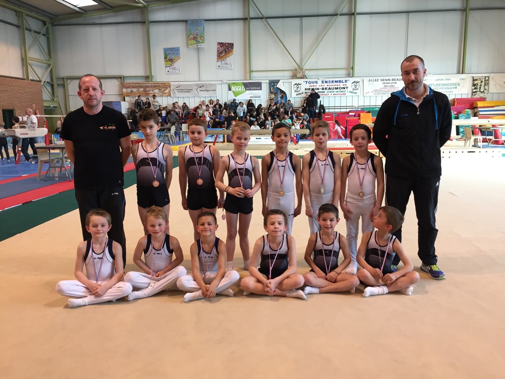 Première compétition pour les jeunes poussins de l'AMGA Première compétition pour les jeunes poussins de l'AMGA