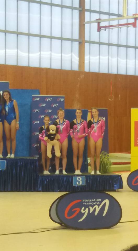 TRAMPOLINE : CHAMPIONNAT DE FRANCE PAR EQUIPE DIVISION NATIONALE 3 LES ARQUOISES SUR LE PODIUM