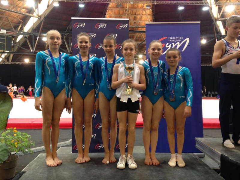 ELLES L’ONT FAIT !  L’AMGA vice champion de France en gymnastique féminine,  division nationale 10-13 ans.