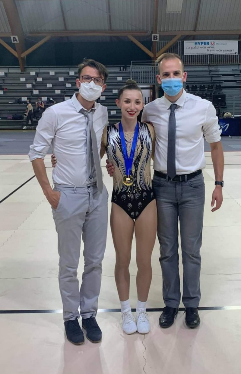 Championnat de France Elite Gymnastique Aérobic : les Gymnastes de l'AMGA ont brillé par leurs performances.