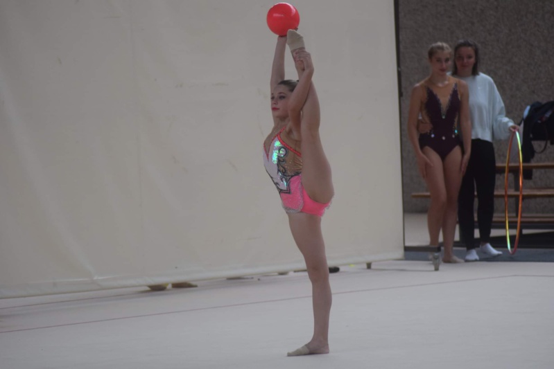 1ère compétition de la saison pour la Gym rythmique à l'AMGA