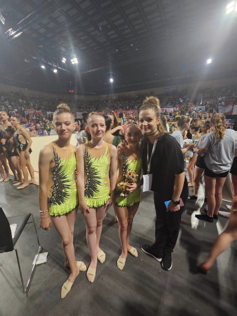 Une 20ème place pour Keyla, Marie et Lina aux Championnats de France de Gymnastique Rythmique!