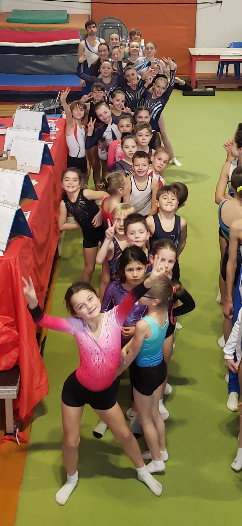 MOISSON DE MEDAILLES POUR LES TRAMPOLINISTES ARQUOIS