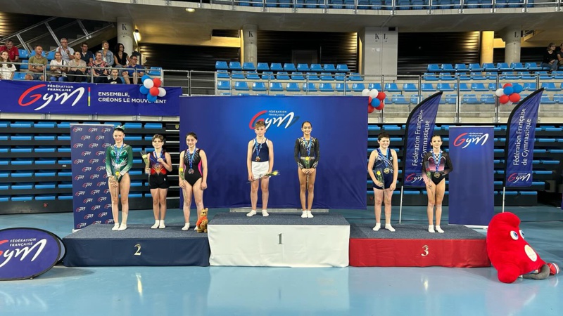 TRAMPOLINE : CHAMPIONNATS DE FRANCE 10 ARQUOIS – 10 FINALES – 4 PODIUMS