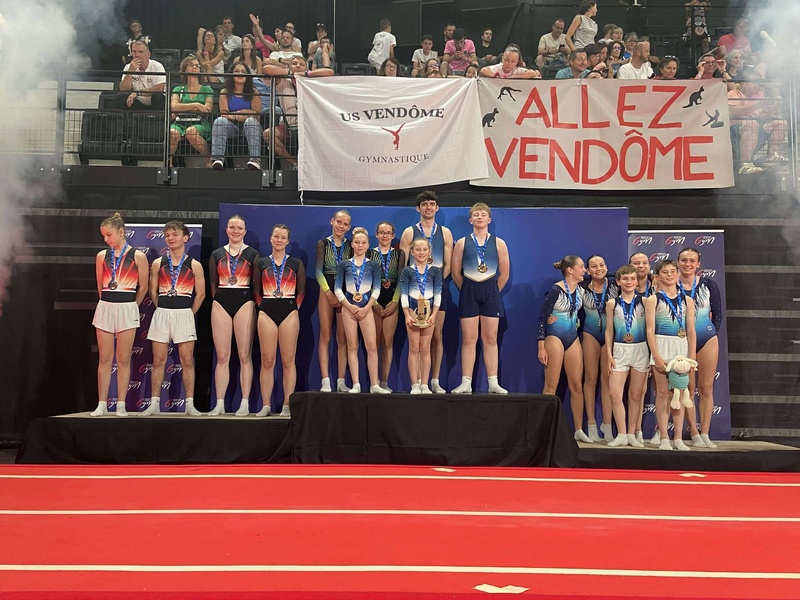 TROPHEE FEDERAL : 14 ARQUOIS, 6 MEDAILLES, LE TROPHEE EN EQUIPE !!! TROPHEE FEDERAL : 14 ARQUOIS, 6 MEDAILLES, LE TROPHEE EN EQUIPE !!!