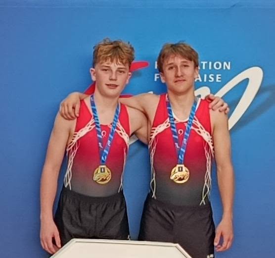 CHAMPIONNATS DE FRANCE DE TRAMPOLINE 4 PODIUMS ARQUOIS !!!