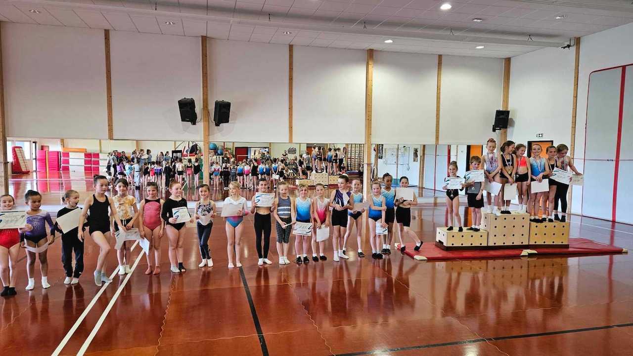 Compétition de Proximité de Gymnastique Aérobic